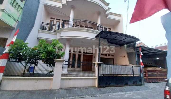 Rumah 2 Lt Bagus Siap Huni Lt 175 m2 Jl Puskesmas Halim Perdana Kusuma 1