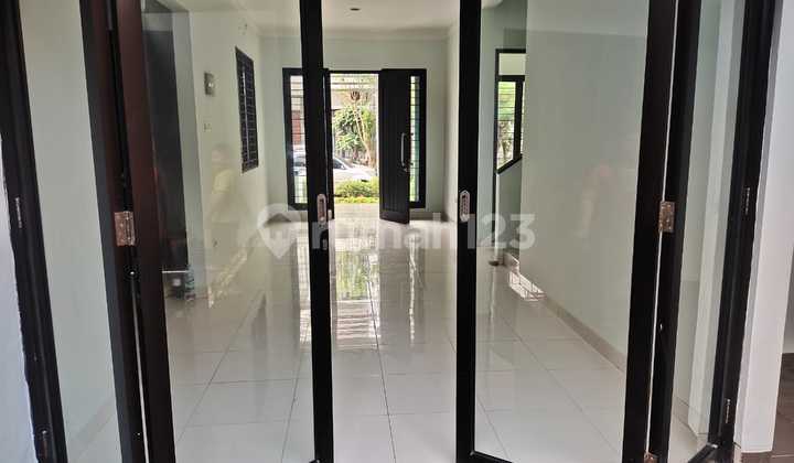 Rumah 2 Lt Siap Huni Lt 135 m2 Melia Residence Graha Raya