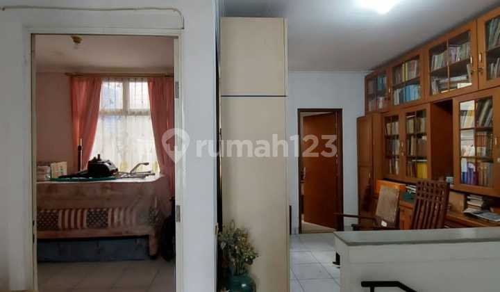 Cheap Sale Owner 2-Story House 90 m2 Wide Semanan Indah West Jakarta Cheap Sale Owner 2-Story House 90 m2 Wide Semanan Indah West Jakarta