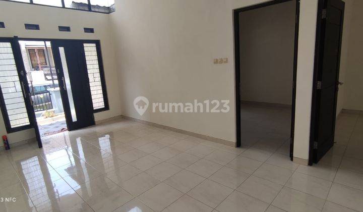 Rumah Bagus Luas Strategis di Villa Puncak Tidar Malang 2