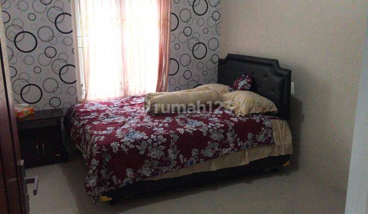 Rumah Villa Super Strategis Full Furnished di Pusat Kota Batu  2