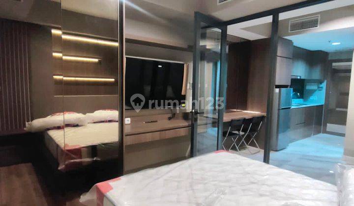 APARTEMEN THE SMITH BAGUS FURNISHED ALAM SUTERA 1