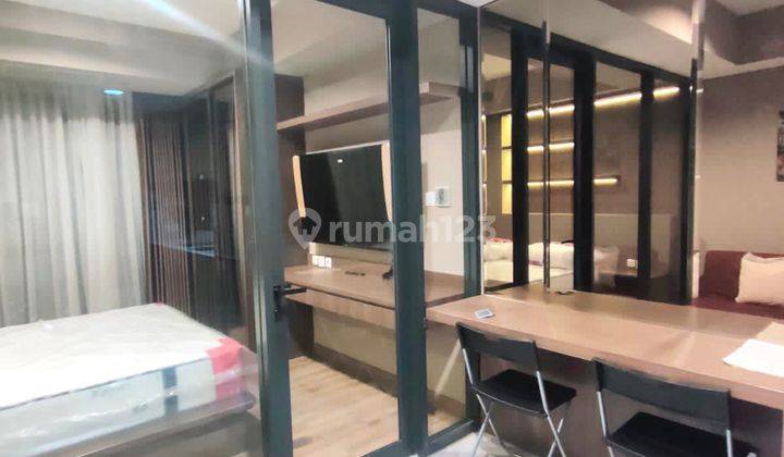 APARTEMEN THE SMITH BAGUS FURNISHED ALAM SUTERA 2