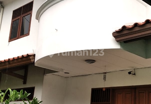 2-Story House in Cideng, Central Jakarta 2