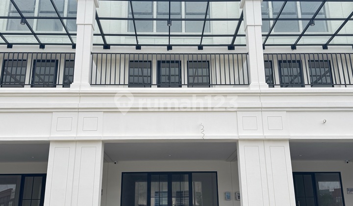 Ruko Baru The Hudson Hadap Jalan Raya di Gading Serpong Ruko Baru The Hudson Hadap Jalan Raya di Gading Serpong