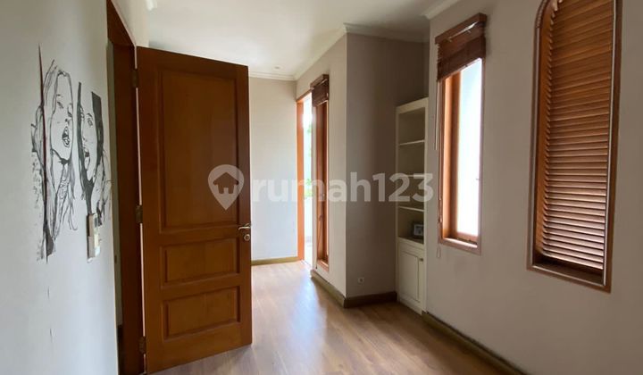 Dijual Rumah Mewah Siap Huni di Alam Sutera 2