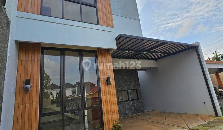 Rumah Townhouse Grand Depok City dekat stasiun Depok 2