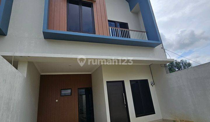 Rumah 2 Lantai Pinggir Jalan Raya Citayam Dekat Stasiun 2