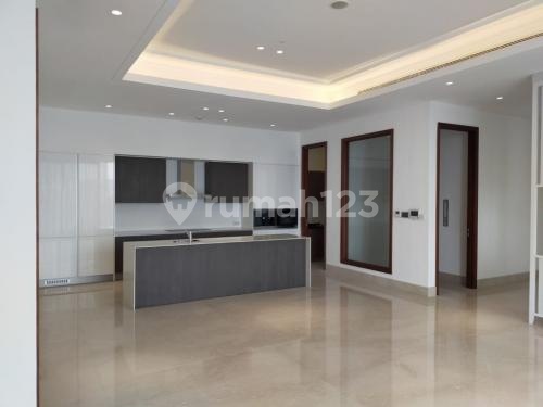 70771 For Sale Apartment Regent Residence Mangkuluhur City size 251m2 Luxurious Apartment at Gatot Subroto South Jakarta 2