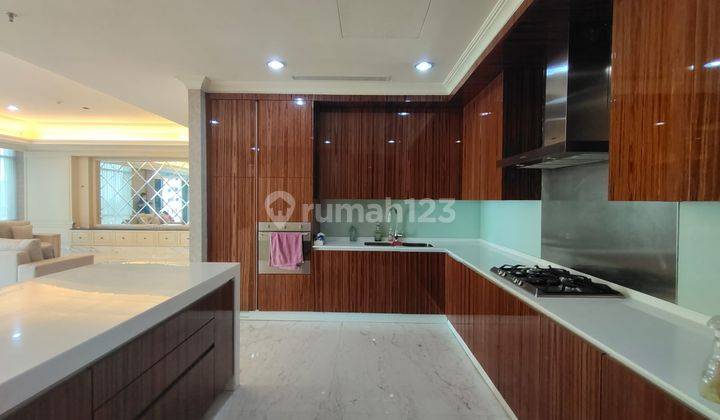 Apartemen Disewakan Botanica 3+1 Studyroom 288m2 Furnished Jaksel 2