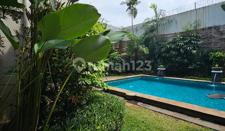 Disewakan Rumah Jln Opal , Permata Hijau Uk 562 sqm 6bedrooms at Kebayoran Lama, Jaksel 2