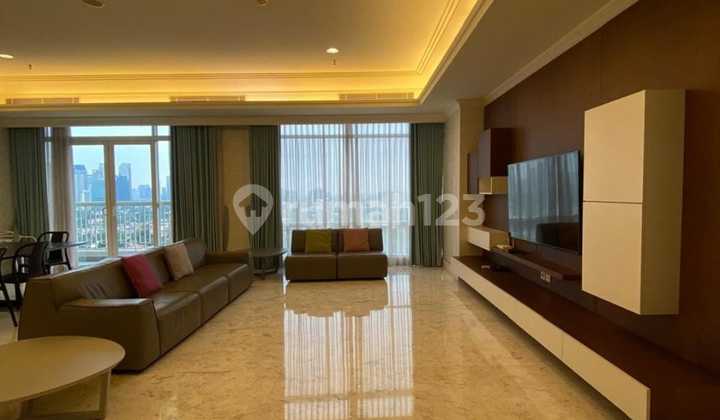 For Rent Botanica Simprug Apartment 288m2 3+1BR Pool view in South Jakarta For Rent Botanica Simprug Apartment 288m2 3+1BR Pool view in South Jakarta