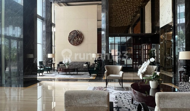 Disewa Apartment Essence Darmawangsa 4BR uk 296m² Penthouse at Jakarta Selatan
