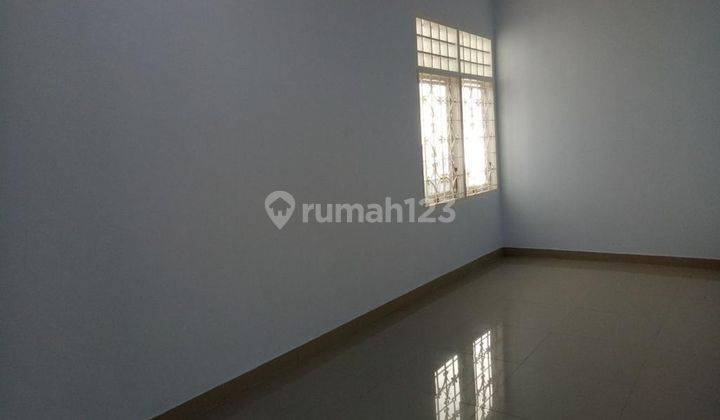 Rumah Cantik Siap Huni Lokasi Strategis Pusat Kota Mataram  4