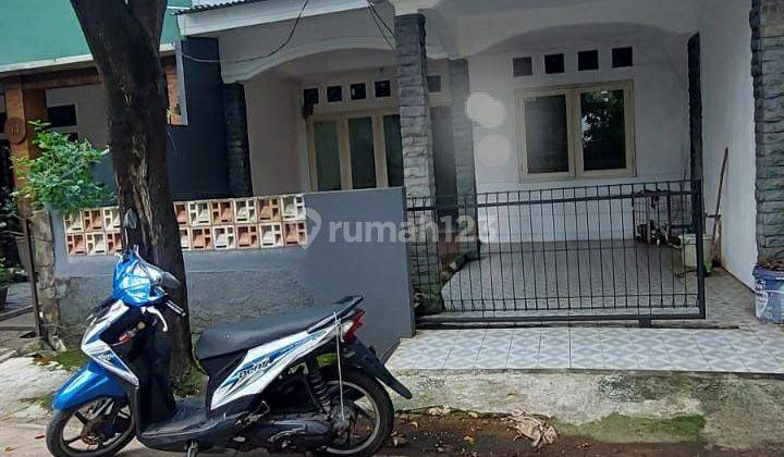 Rumah Cantik Rapi Siap Huni Ditengah kota Taman Century 2 Bekasi 1