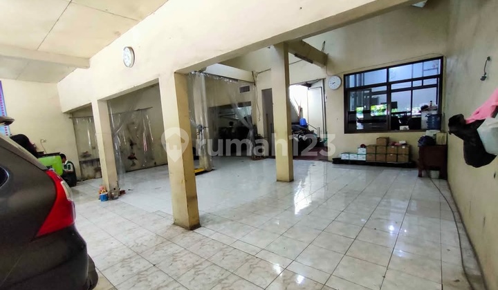 Raya Bratang Suitable for Various Businesses, Strategic Location, Negotiable.