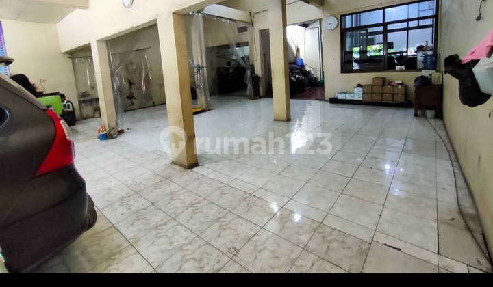 Raya Bratang Suitable for Various Businesses, Strategic Location, Negotiable.