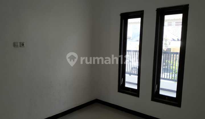 Manyar Rumah Siap Huni Minimalis Disewakan.jarang Ada 2
