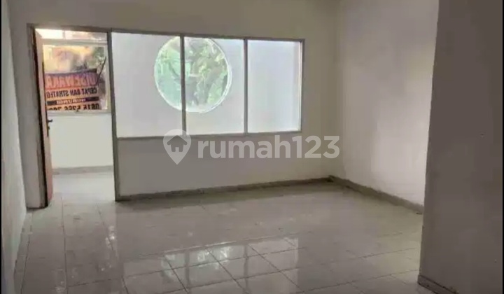 Ruko Raya Ahmad Yani. Ruko for rent. Suitable for all businesses. 2