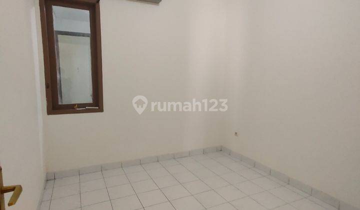 Disewakan Rumah Rapih Siap Huni, Legenda Wisata 4