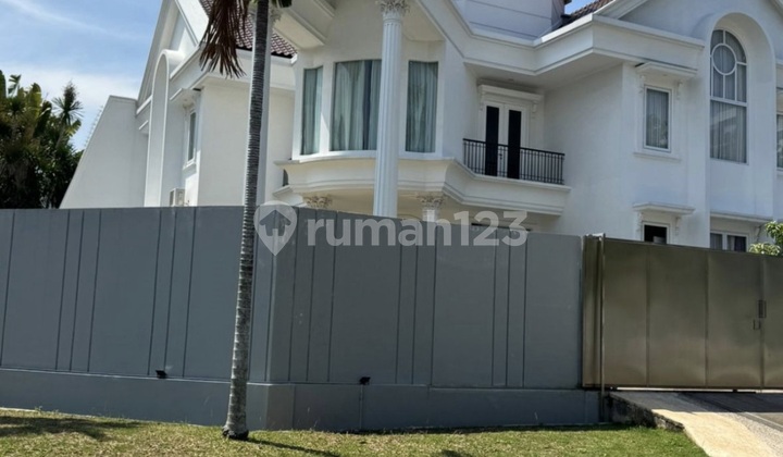 Pinisi House at Pantai Indah Kapuk 2