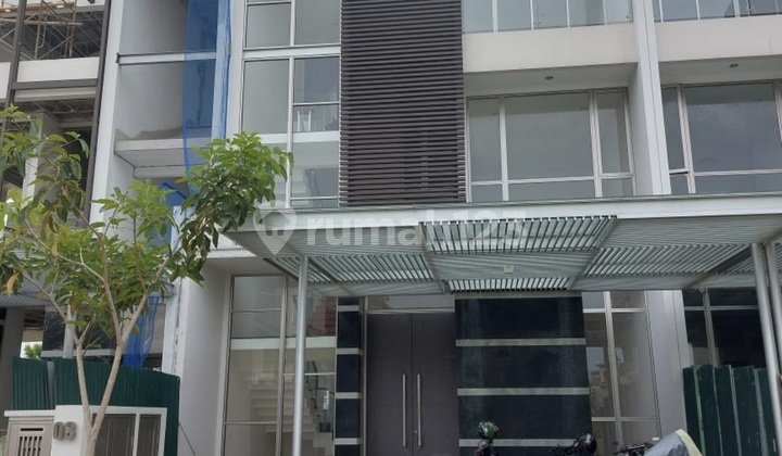 Rumah Mozart Golf Island Bagus Rumah