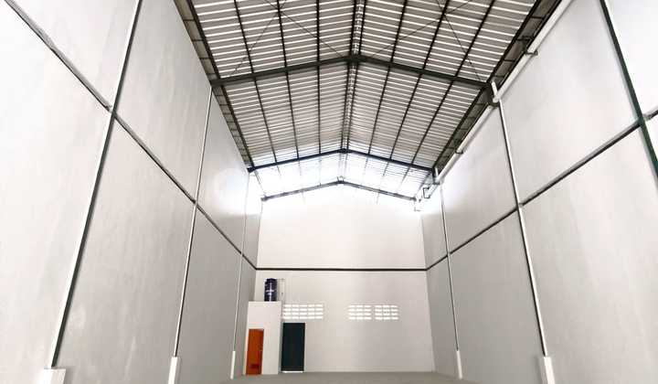 Gudang Baru di Kapuk Raya. Dekat Grisenda