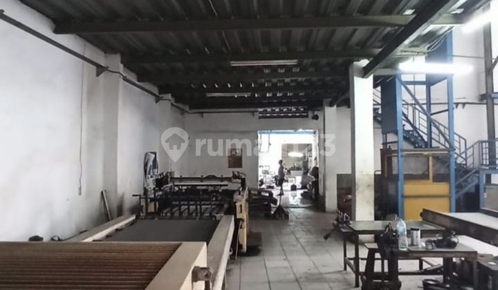 Kertajaya Bandengan Warehouse