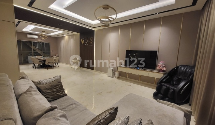 Rumah Golf Island Cluster Violin 2