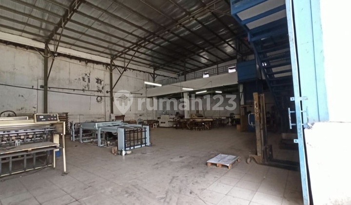 Kertajaya Bandengan Warehouse