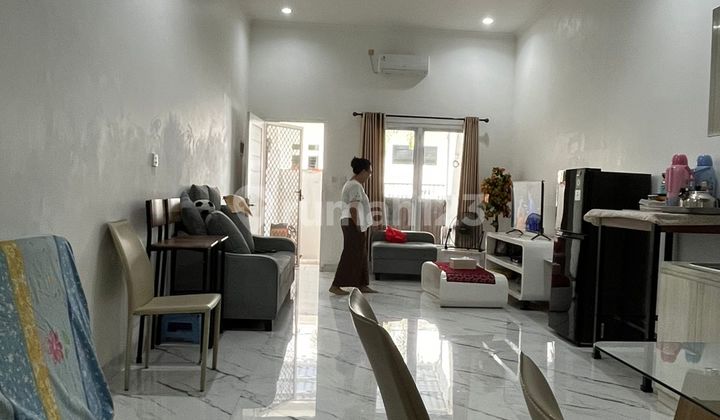 Rumah Muara Karang Rapi Bagus