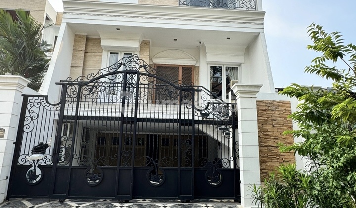 Rumah Mewah Layar Permai Pantai Indah Kapuk 