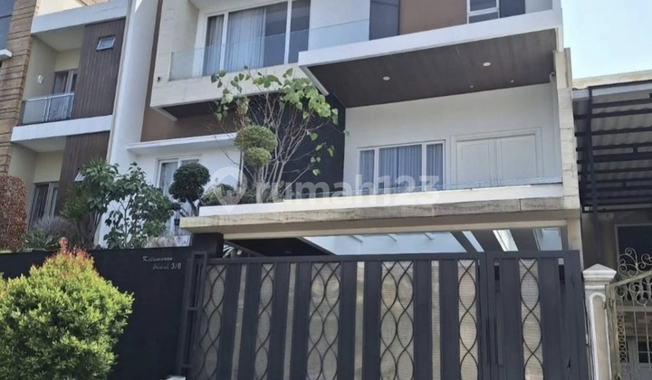 Rumah Mewah Katamaran Indah Pantai Indah Kapuk