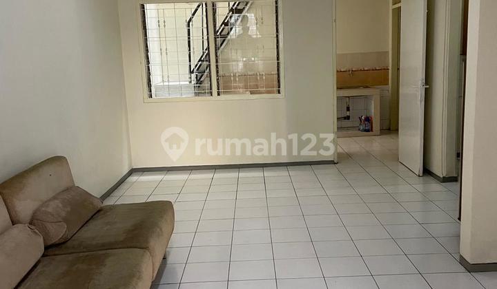 3-Storey Renovated House Ready to Occupancy in Janur Asri - Kelapa Gading 2