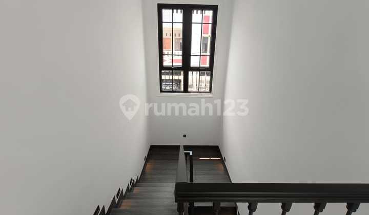 Rumah baru american classic di Cempaka Putih Tengah - Jakarta Pusat 2