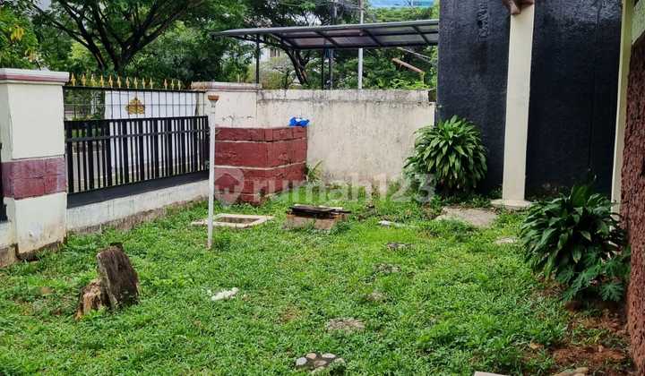 Rumah tua terawat strategis di Cempaka Putih Timur - Jakarta Pusat 2