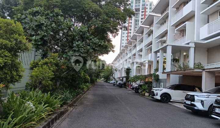 Townhouse Sherwood Residence Siap Pakai di Kelapa Gading - Jakarta Utara