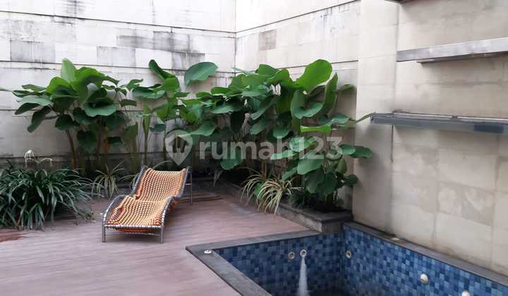 Rumah bagus siap huni di cluster eksklusif Bukit Gading Mediterania - Kelapa Gading