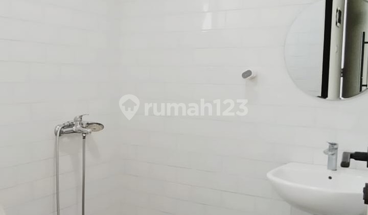 Rumah renov siap huni di Sunter Agung - Jakarta Utara Rumah renov siap huni di Sunter Agung - Jakarta Utara