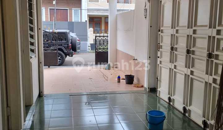 Nice ready-to-occupy house in Gading Kirana - Kelapa Gading, North Jakarta Nice ready-to-occupy house in Gading Kirana - Kelapa Gading, North Jakarta