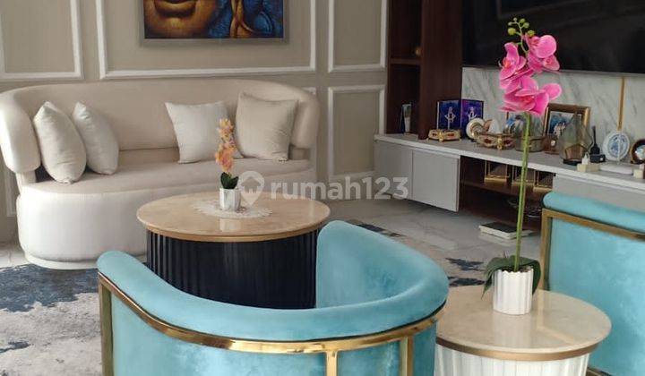 Dijual Rumah Full furnish di Permata Puri Laguna Mekarsari Depok 3 Lantai SHM 1