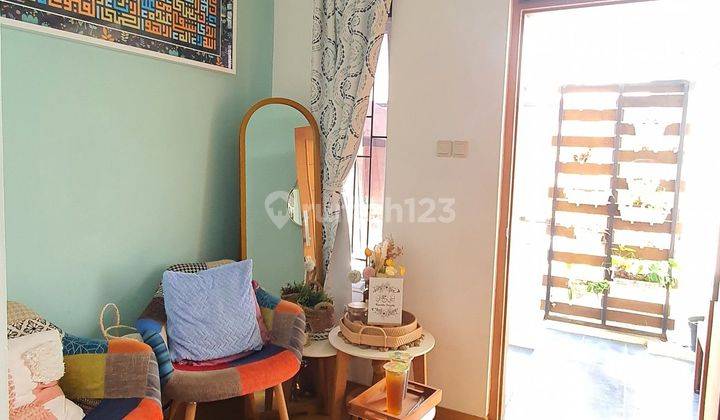 Dijual Rumah Cantik Siap Huni Semifurnish 2 Lantai di Villa Lalita Bintaro Tangerang Selatan 2