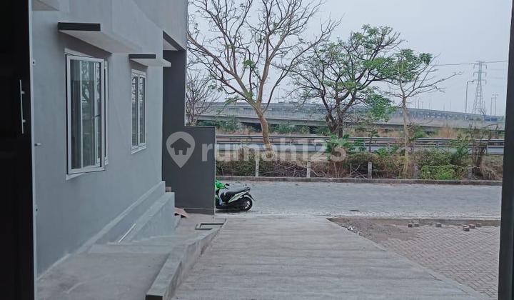 New Gres Loading Dock Flood-Free Maspion Land Romokalisari New Gres Loading Dock Flood-Free Maspion Land Romokalisari