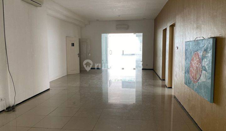 Gedung Ex Kantor Strategis Second Road Ramai Tengah Kota Surabaya 1