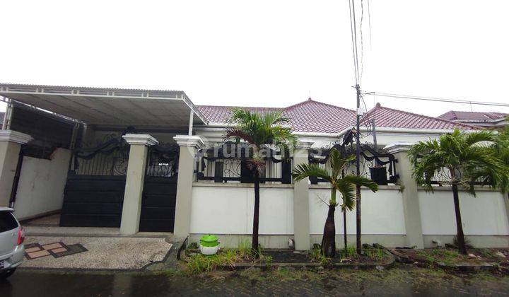 Rumah Classic Siap Huni Row Lebar Lingkungan Elite Gayungsari  1