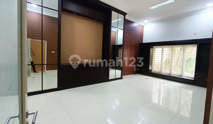 Well-Maintained Commercial Building Zero Road Commercial Area Raya Tenggilis 2