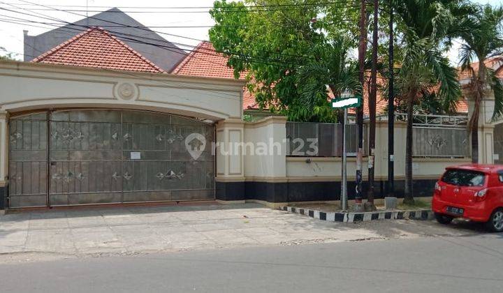 Rumah Hitung Tanah Pusat Kota Komersial Area Langka Murah Raya Darmokali 4