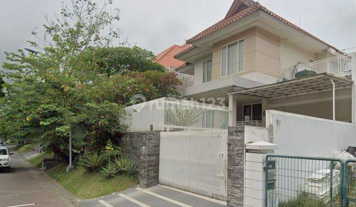 Rumah Graha Family Row Lebar American Style Siap Huni Cluster Elite Surabaya Barat 2