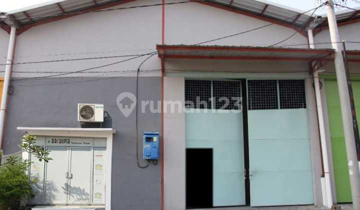 Ready-to-Use Warehouse with Cheap Container Access, Meiko Abadi Sumput, Near the Toll Road.