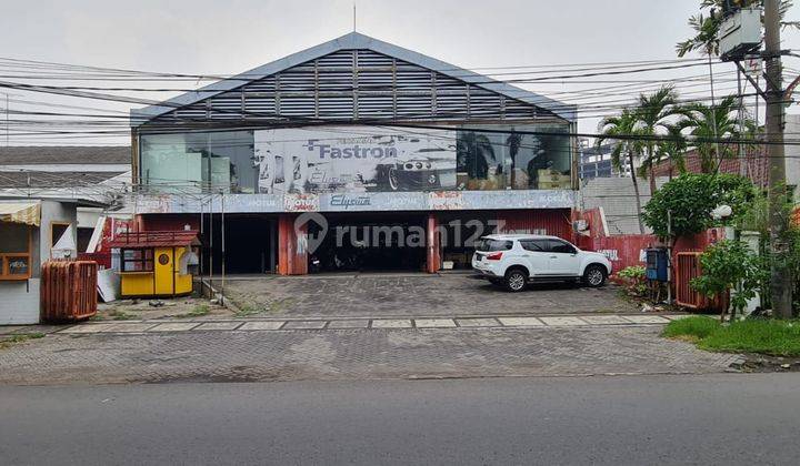 Gedung Gudang Bangunan Siap Pakai Cocok Untuk Bengkel Showroom Raya Kendangsari  2